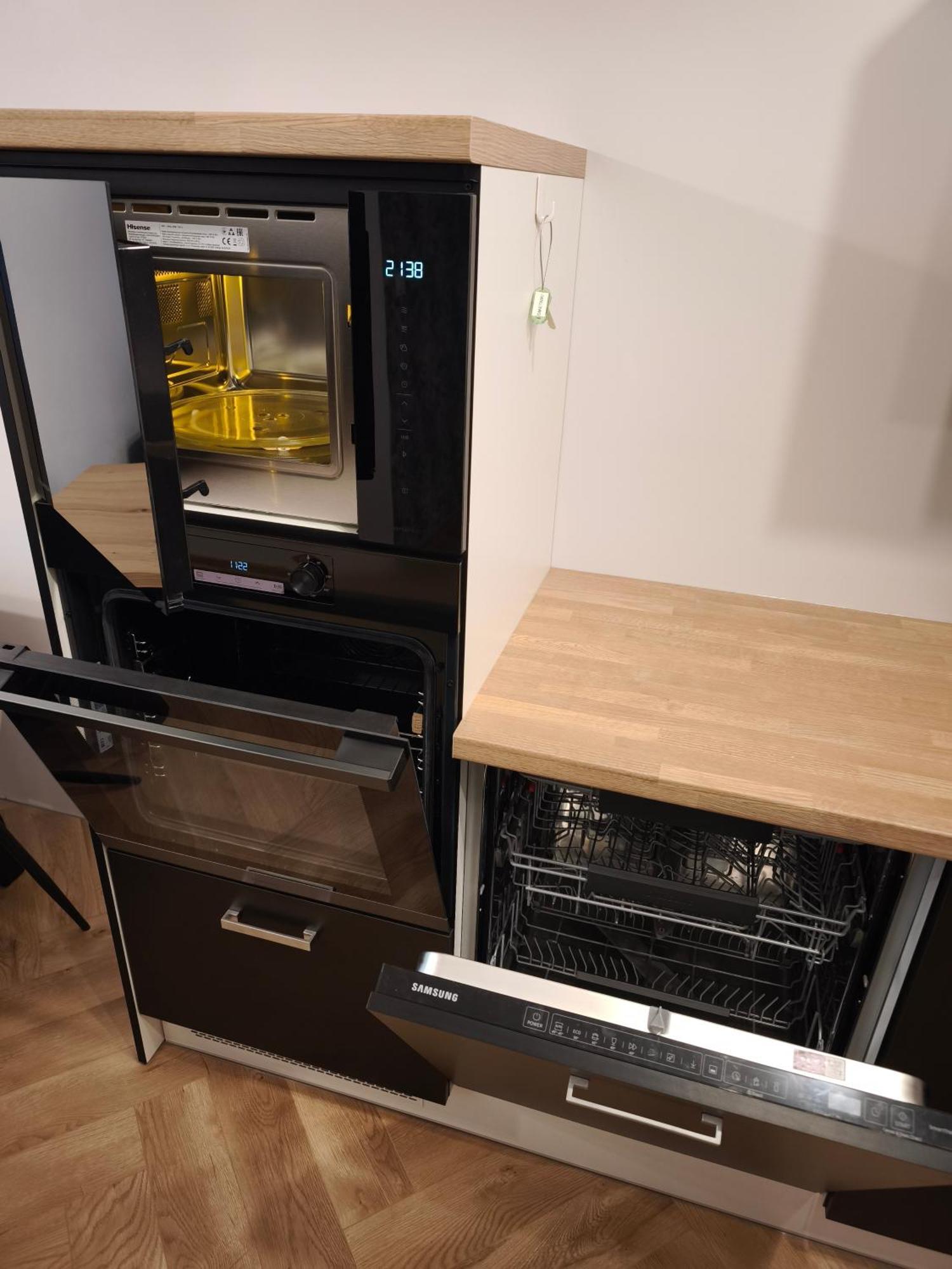 Luksusowy Apartament, Duzy Parking, Zameldowanie 24H, Fv, Ekspres, Xbox, Klimatyzacja, Dwie Sypialnie, Kuchnia I Salon, Samo Centrum Miasta, Старогард-Гданьский Экстерьер фото